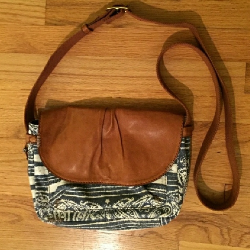 Paisley cross body Lucky Brand